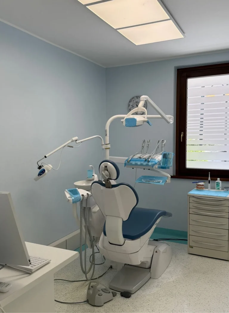 GALLERY 1 - Dentista a Udine (5)
