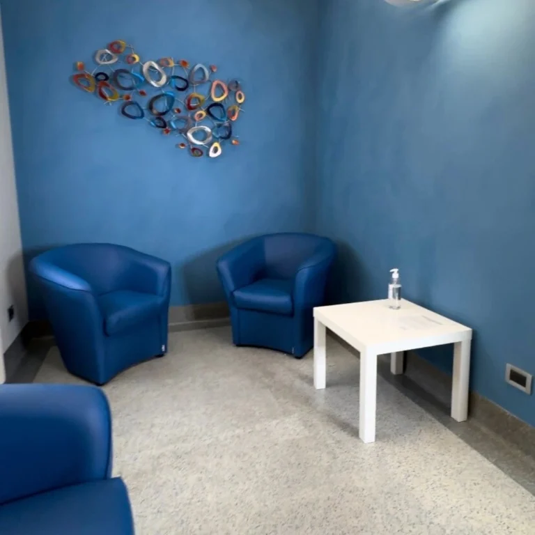 GALLERY 1 - Dentista a località (14)