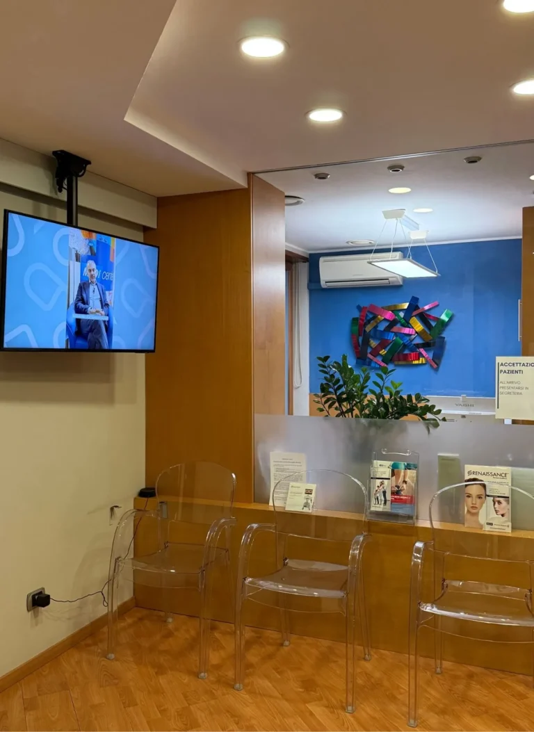 GALLERY 1 - Dentista a località