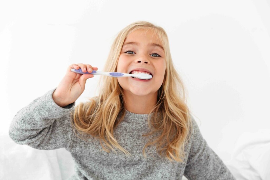 Cura: come rinforzare i denti dei bambini in modo efficace 1 come rinforzare i denti dei bambini